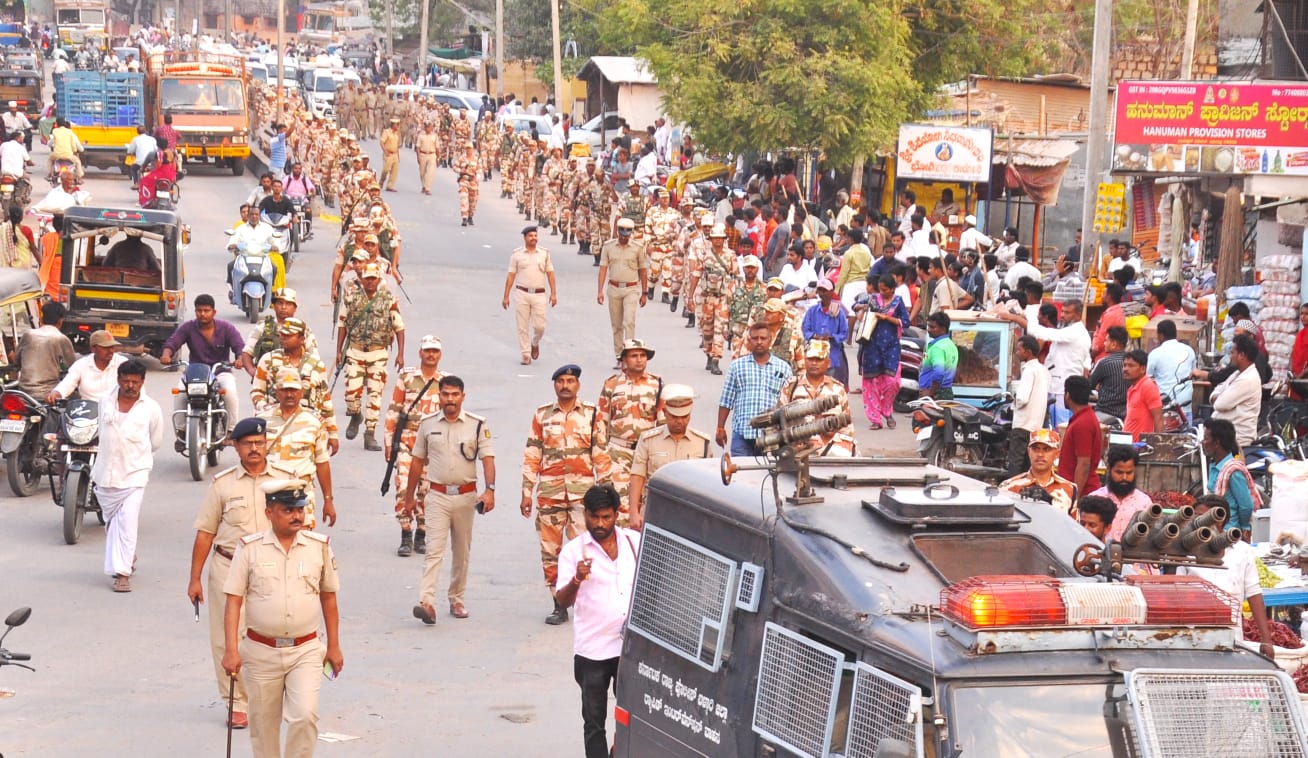 ಗಮನಸೆಳೆದ ಪೋಲೀಸ್ ಮತ್ತು ಅರೆಸೇನಾ ಪಡೆಯ ಪಥಸಂಚಲನ