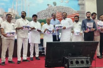 ಜಿಲ್ಲಾ ಉಸ್ತುವಾರಿ ಸಚಿವರಿಂದ ಗೃಹ ಆರೋಗ್ಯ ಯೋಜನೆಯ ಕೈಪಿಡಿ ಬಿಡುಗಡೆ